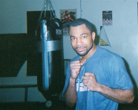 Antonio_Davis (67k image)