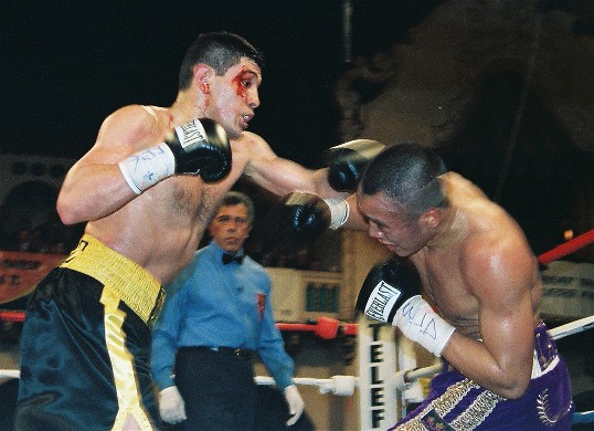 BloodiedDiazAttacksOrtiz (69k image)