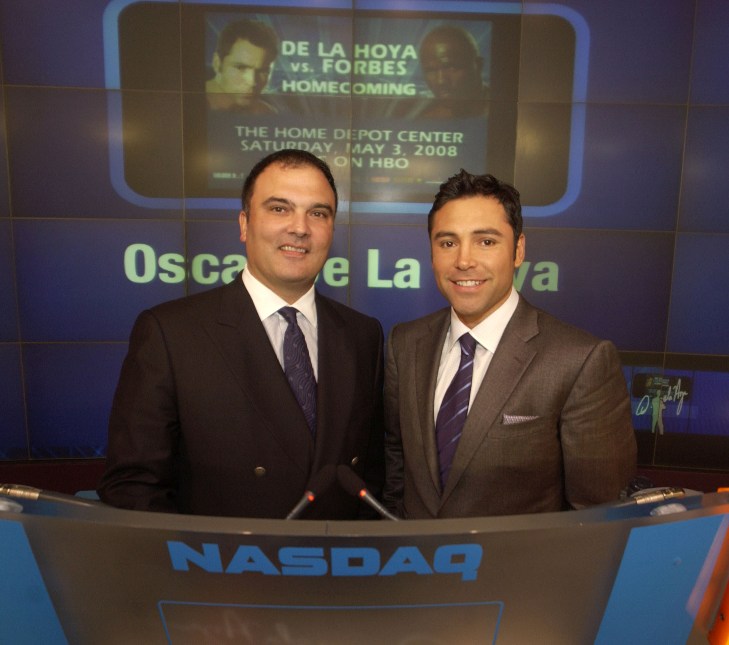 DeLaHoyaAtNASDAQ (77k image)
