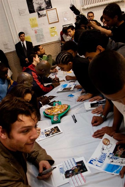 GrupSign (77k image)