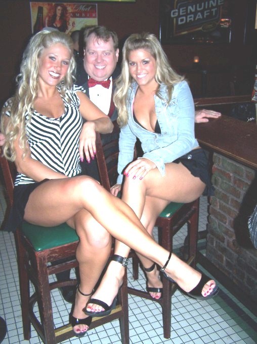 JoeYorkRingGalsSM1 (95k image)