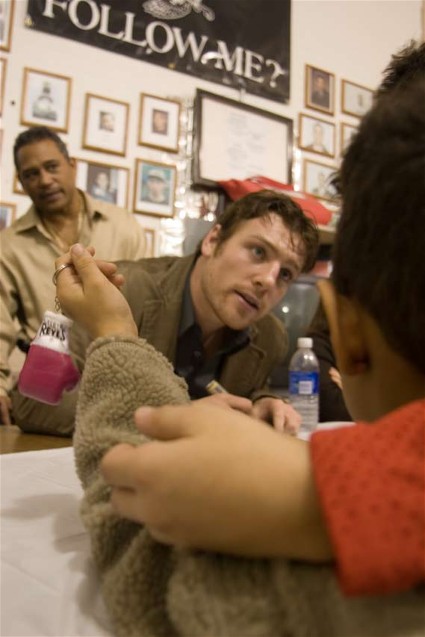 JohnDuddySigns (53k image)