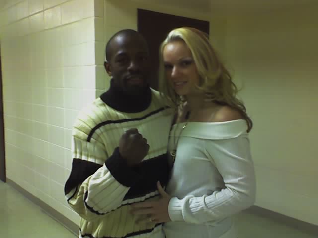 KevinKelley&Girlfriend (24k image)