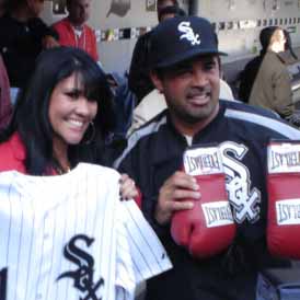 MiaOzzie (44k image)