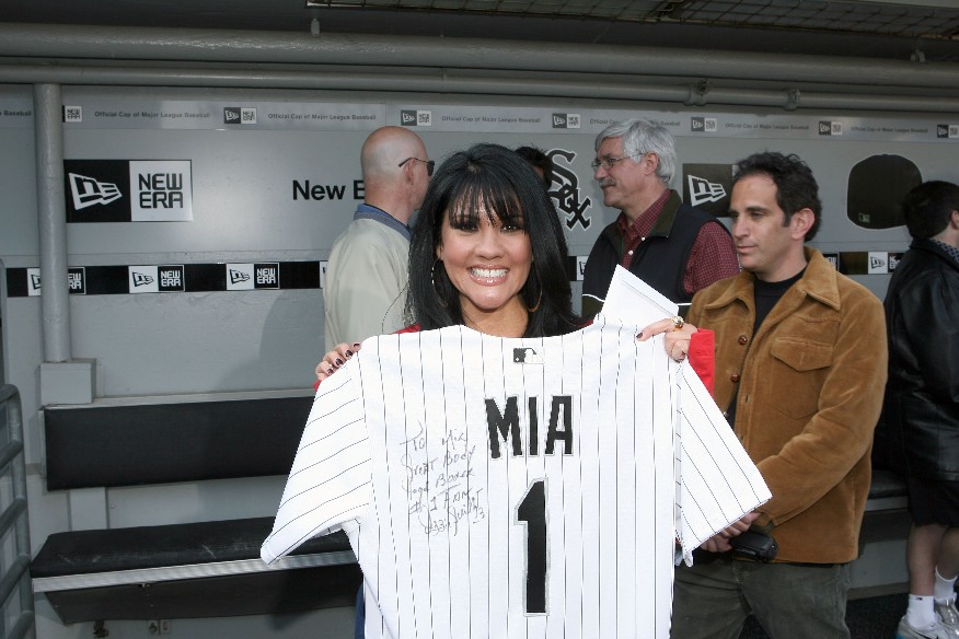 MiaStJohn_38 (119k image)