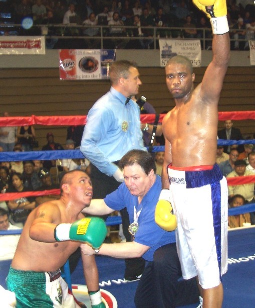 MobleyVictorious44Crop11 (96k image)