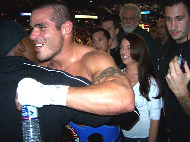 MolloCelebratesHappy (77k image)