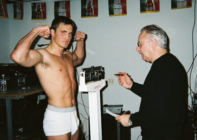 ParejaWeighIn (111k image)