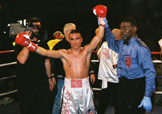 RaulMartinezVictorious (81k image)