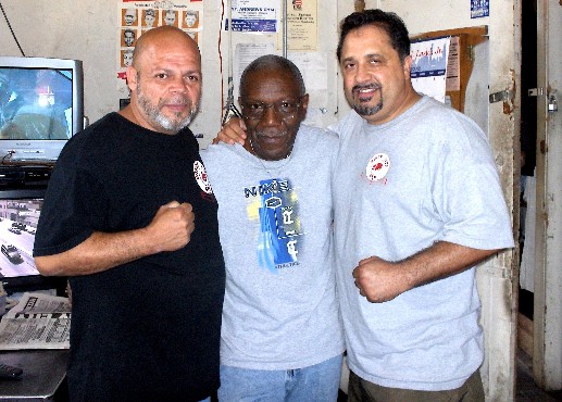 SamColonnaAndchupiwillie1aa (75k image)